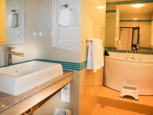 Thong Tarin Hotel