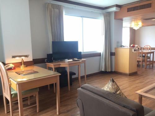 Thong Tarin Hotel