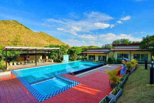 Hotel Theerama Cottage