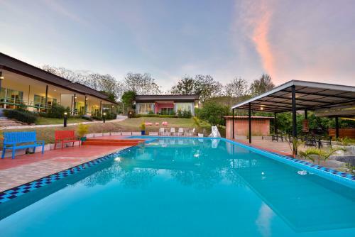 Hotel Theerama Cottage