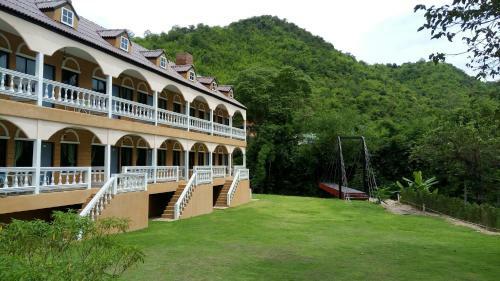 Hotel Stamp Hills Resort