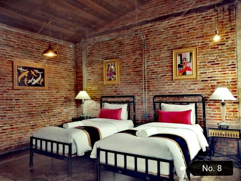 Px122 Dbest Hotel