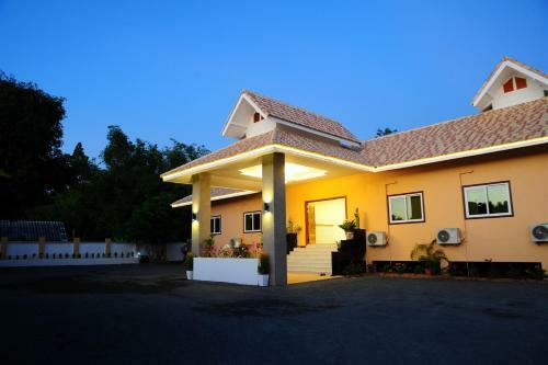 Nok Resort & Hotel