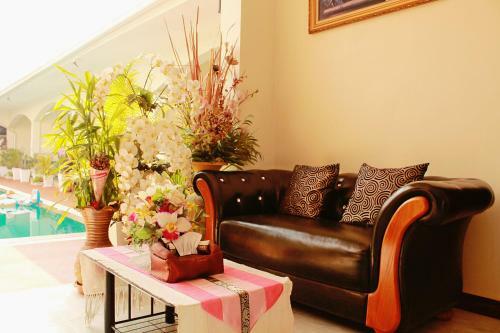 Nok Resort & Hotel