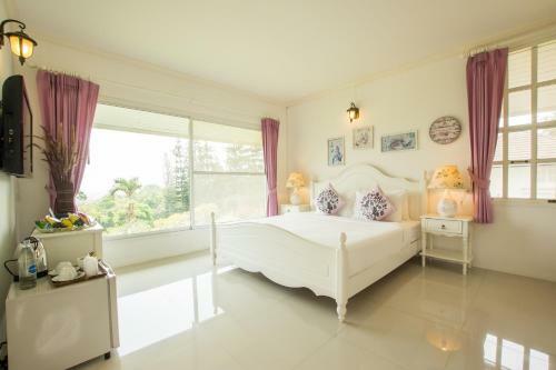 Hotel The Natural Garden Resort