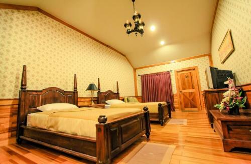 The Log Home Experience Khao Yai