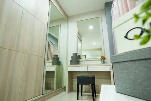 Aparthotel Central Place Serviced Apartment Angsila