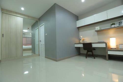 Aparthotel Central Place Serviced Apartment Angsila