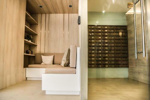 Aparthotel Central Place Serviced Apartment Angsila