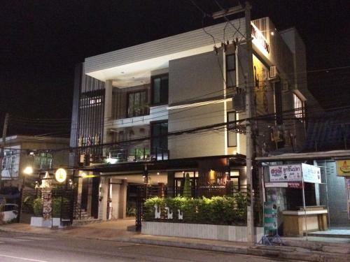 Hotel Dino Studio Luxury Homestay