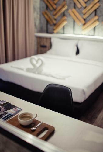De' Proud Hotel
