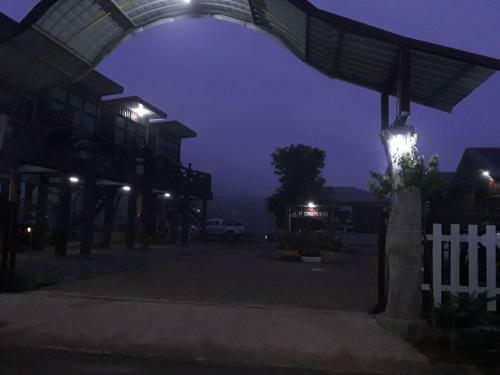 Hostal Maan Mork Khao Kho