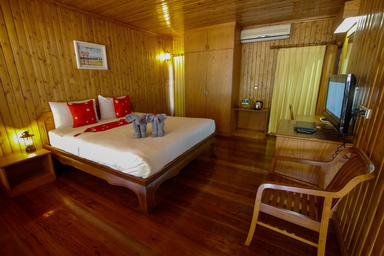 Hotel Rocky Point Resort