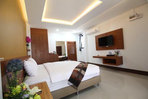 Nonghan Grand Hotel And Resort
