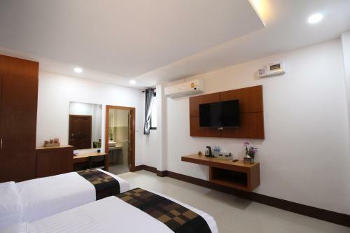 Nonghan Grand Hotel And Resort