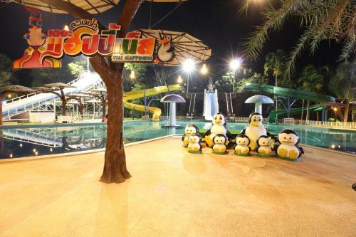 Nonghan Grand Hotel And Resort