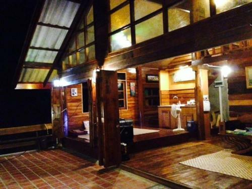 Hotel Chiang Dao Hut Resort