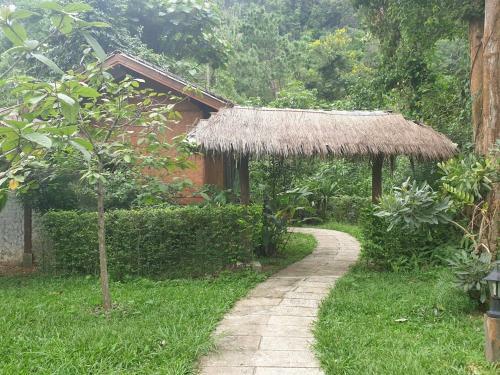 Hotel Chiang Dao Hut Resort