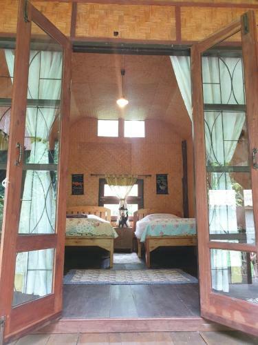 Hotel Chiang Dao Hut Resort