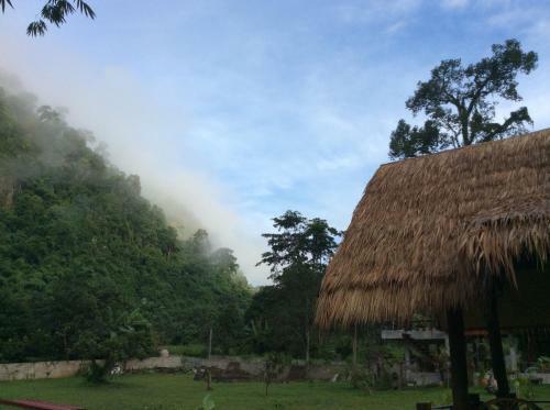 Hotel Chiang Dao Hut Resort
