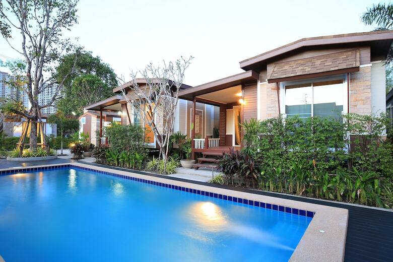 Hostal Resort M Bangkok - Bts Onnut