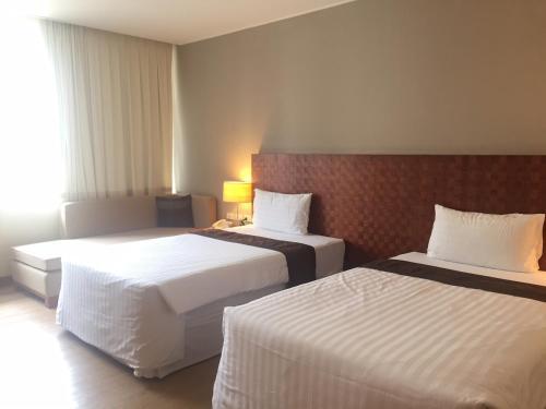 Sunee Grand Hotel And Convention Center