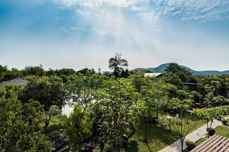Hotel Rai Fahpratan Home And Garden