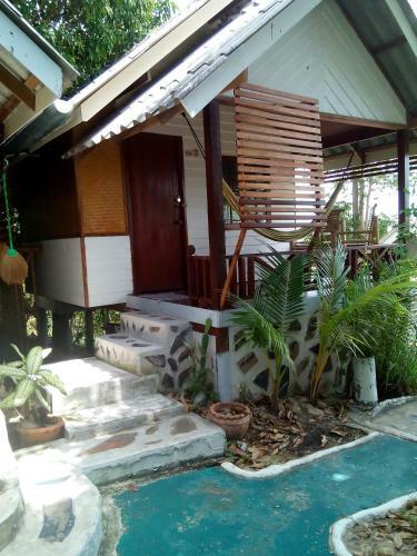 Hotel Comon Bungalow Haadchaophao