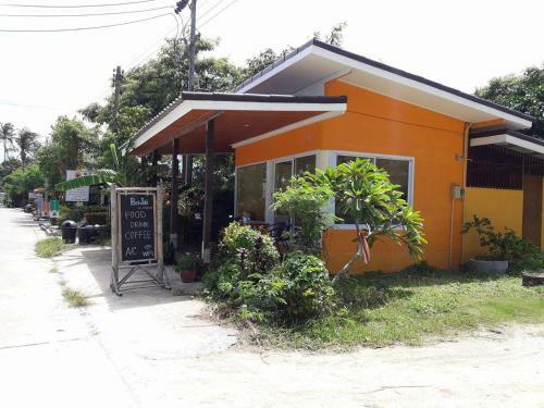 Beach View Holiday House