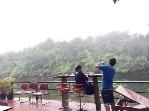 Hotel Suan Ruen Rom View Raft