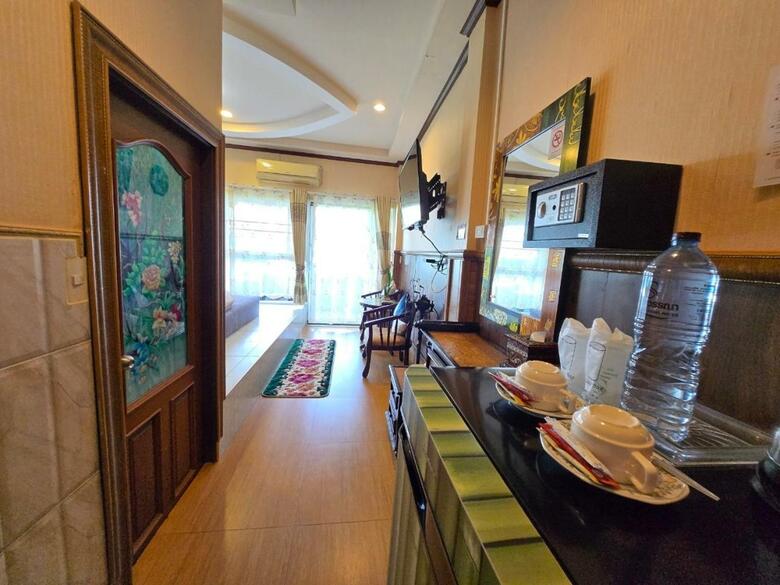 Hotel Suwanna Riverside