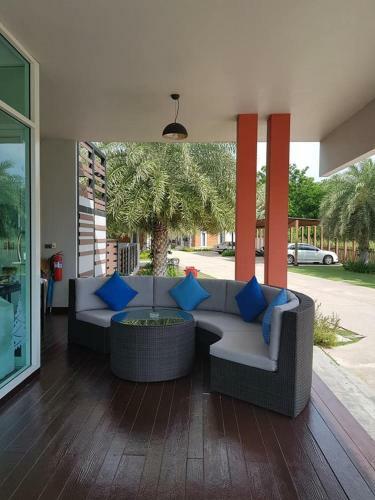 Hotel At Muang Ploy Resort