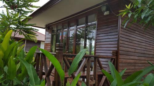 Hostal Muangway Garden Ville