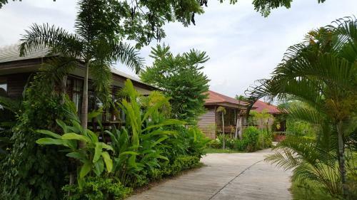 Hostal Muangway Garden Ville