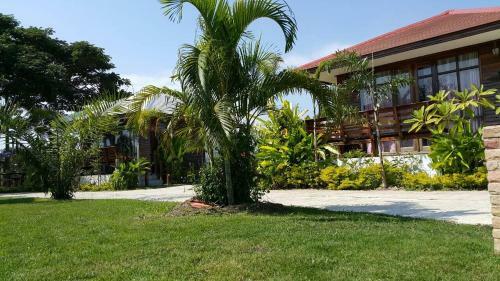 Hostal Muangway Garden Ville