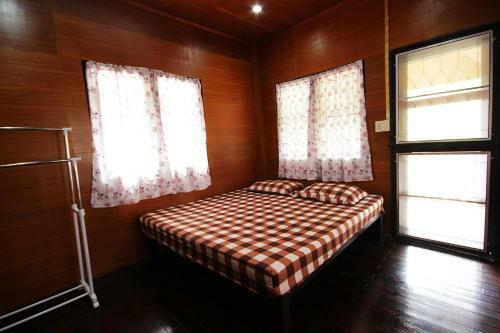 Hostal Chatfah Resort