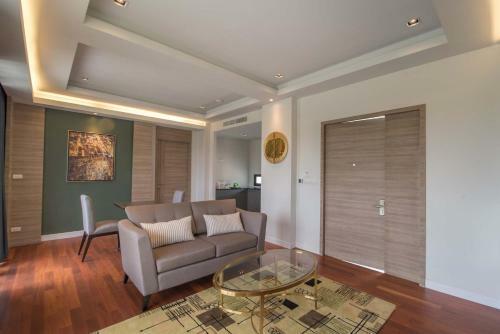 Green Ville Laguna Hotel
