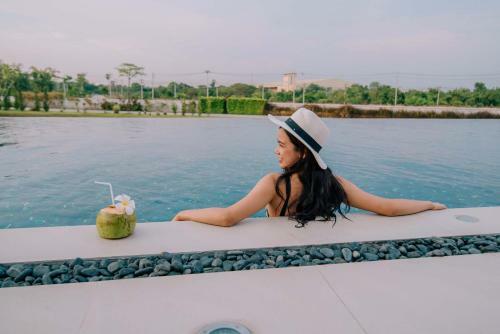 Green Ville Laguna Hotel