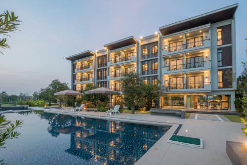 Green Ville Laguna Hotel