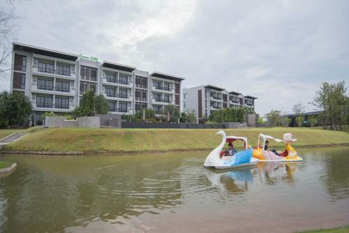 Green Ville Laguna Hotel