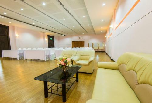 Hotel Baan Talay See Cream Resort