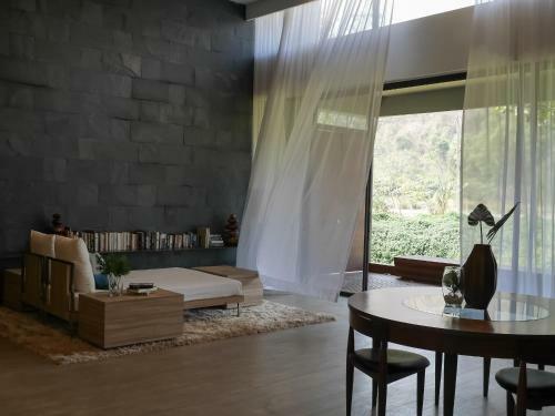 Escape Khao Yai Hotel