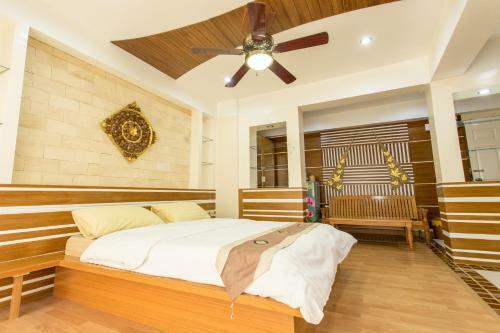 Hotel Rangsit Grand Condo