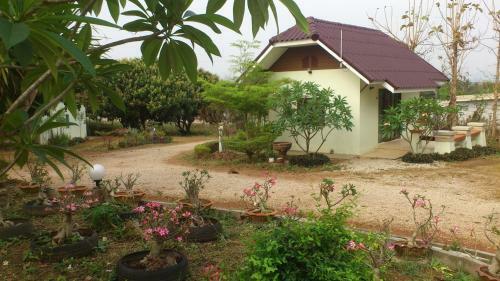 Hotel Suan Lam Yai Resort