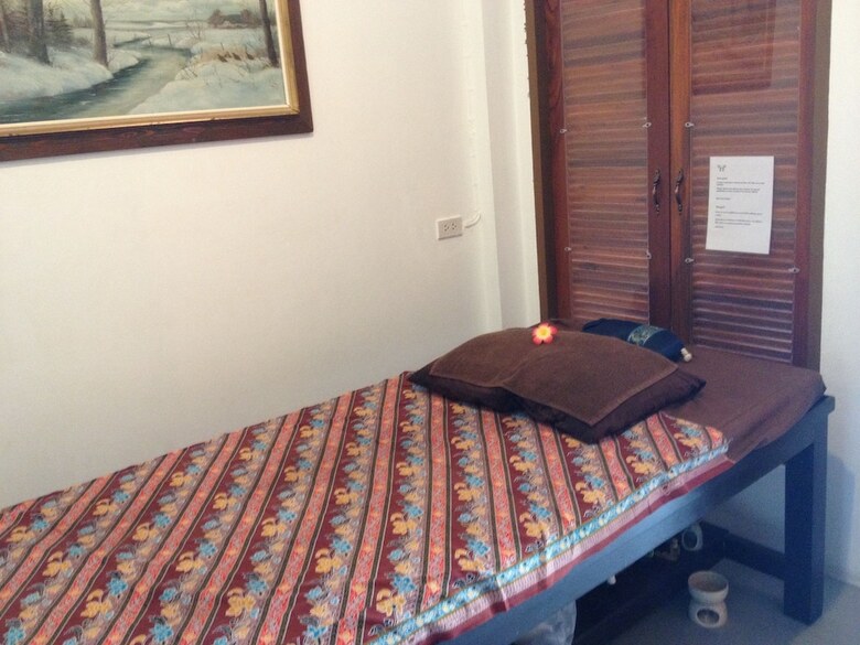 Hostal Barefeet Naturist Resort