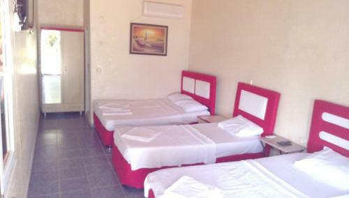 Hotel Grand Ada Otel