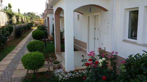 Kizkalesi Holiday Home