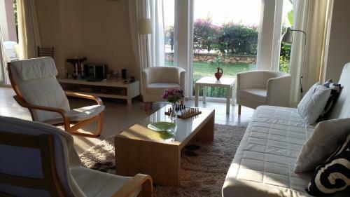 Kizkalesi Holiday Home