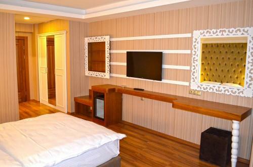 Snowflake Dag Hotel