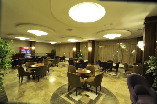 Grand Cenas Hotel